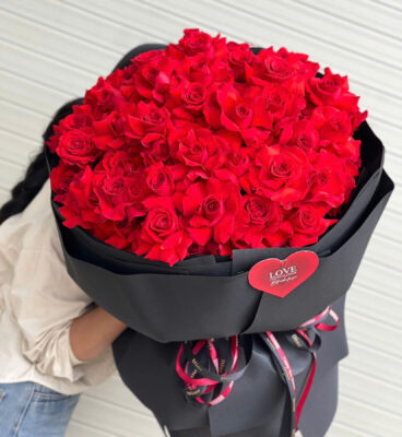 Tìm hiểu ý nghĩa hoa hồng, các loại phổ biến và cách chăm sóc giúp hoa nở đẹp quanh năm.